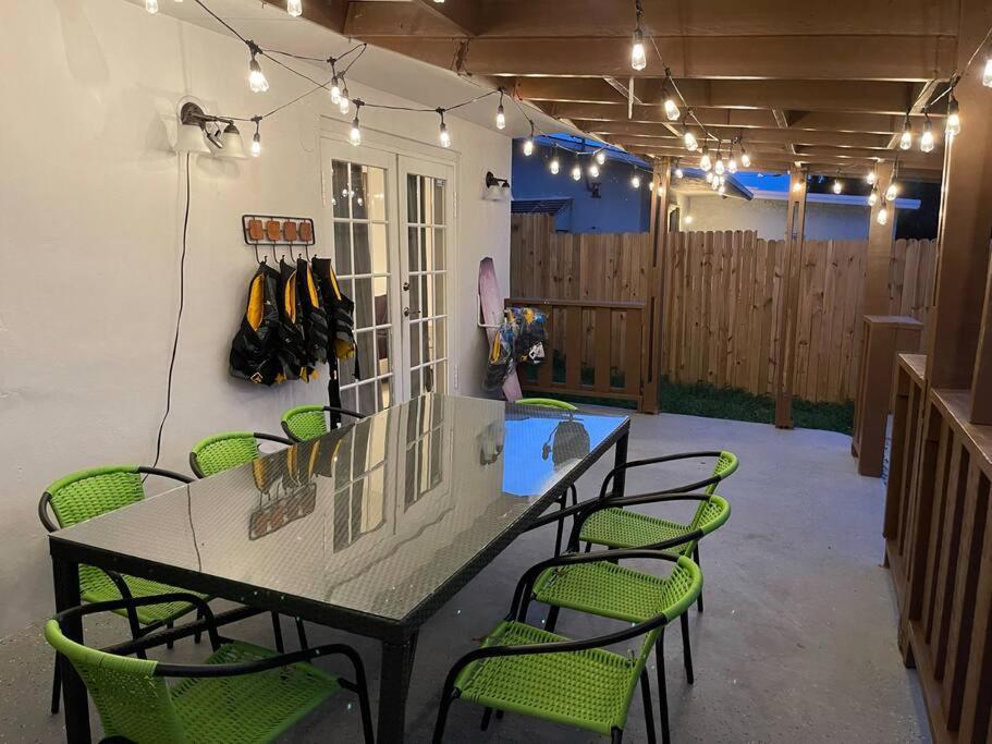 Holiday home Supervilla - Lakefront - Sunsets, Kayaks, Grill *