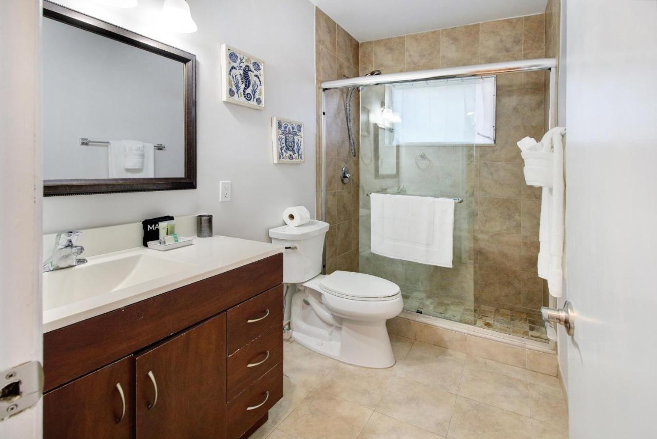 The Waterman's Retreat Unit N * Fort Lauderdale