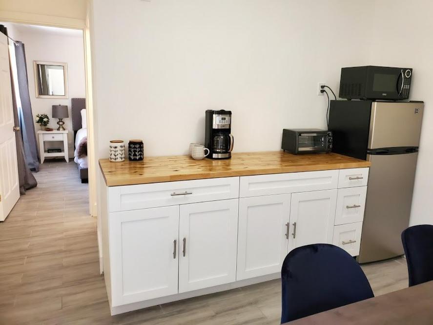 Stylish & Newly-renovated Near Olas Fort Lauderdale