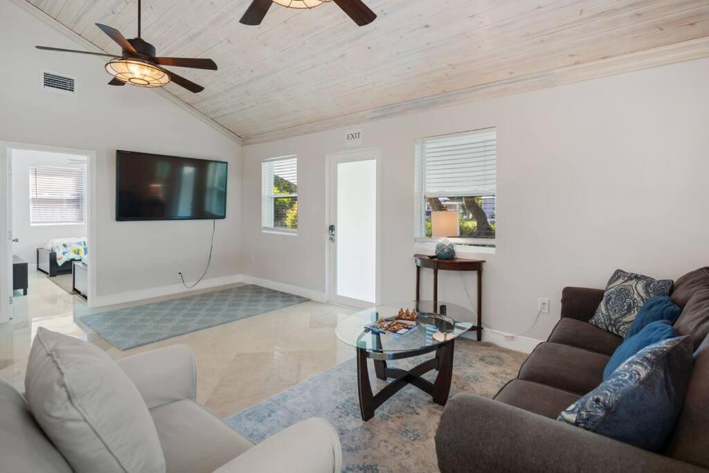 Olas With Heated Salt Water Pool *