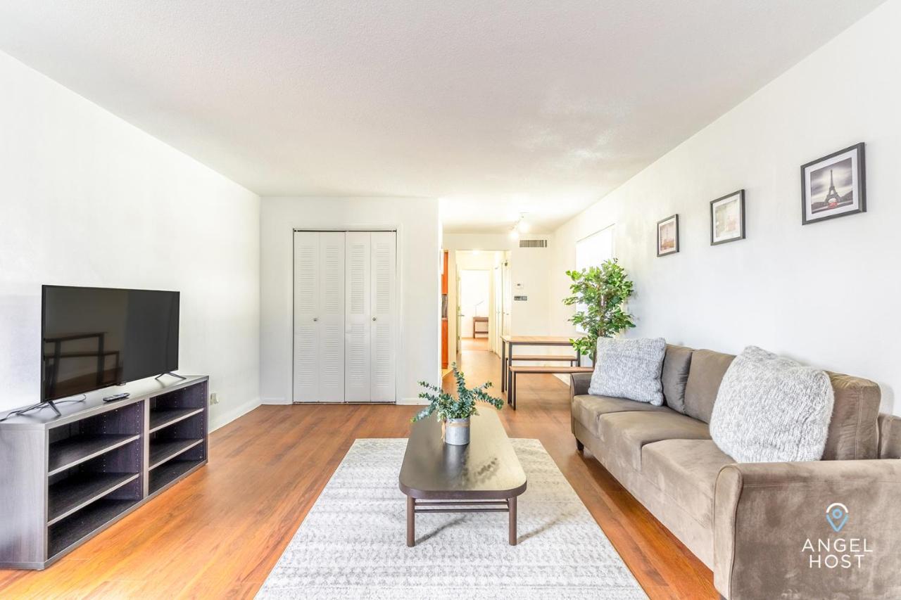 Stylish Apts In Oakland Park Near Ft Lauderdale Apartment