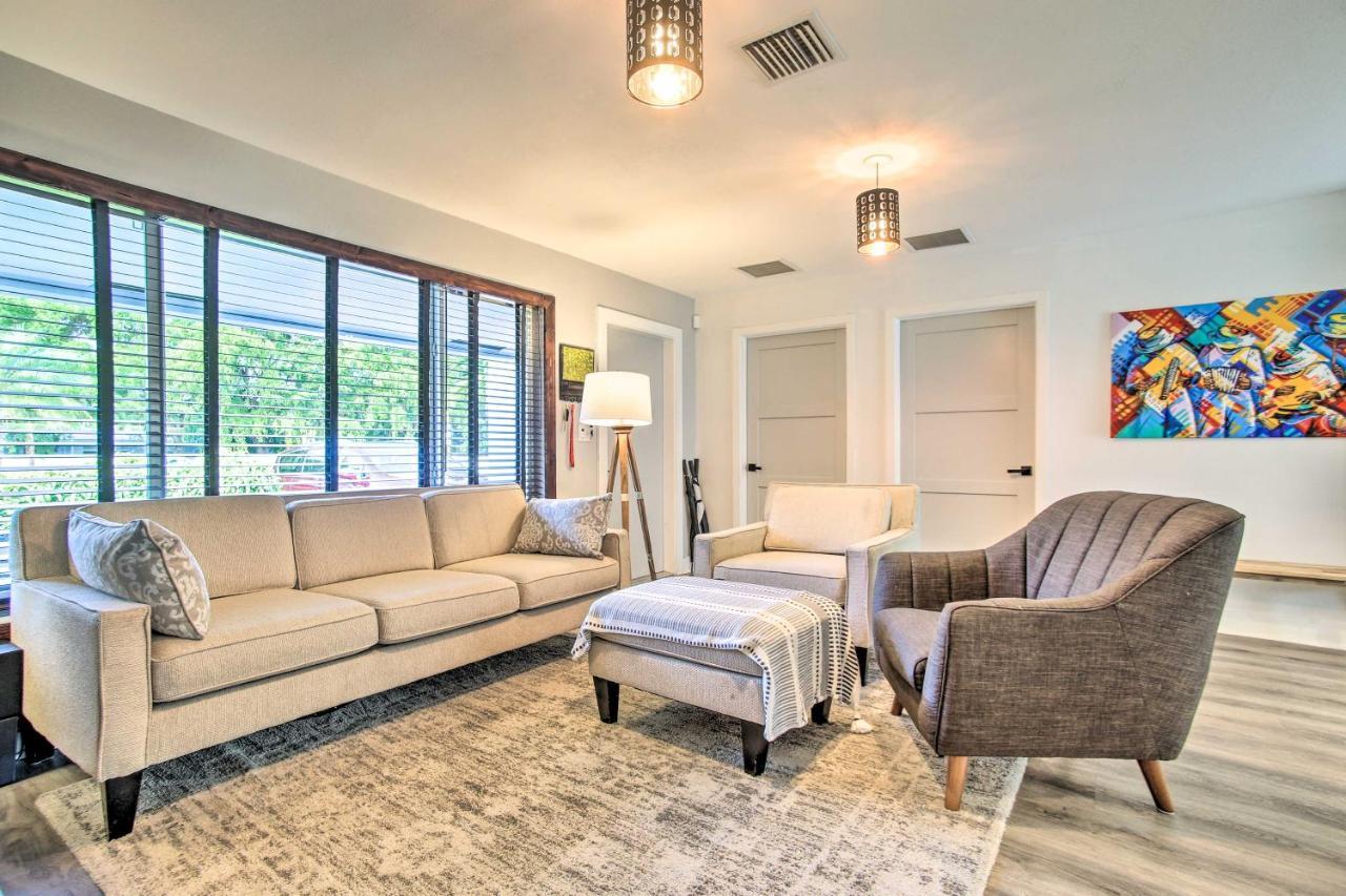 Tropical With Outdoor Oasis 2 Mi To