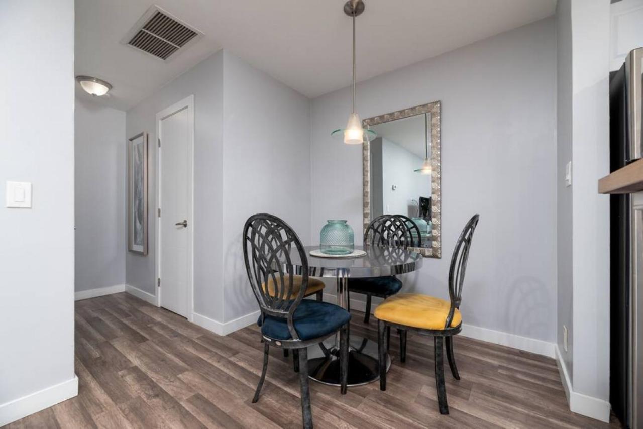 The Palms At Middle River Terrace 3 Apartment *