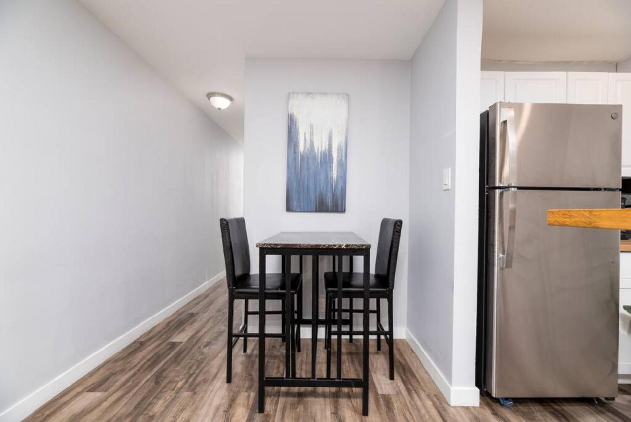 The Palms At Middle River Terrace 4 Apartment