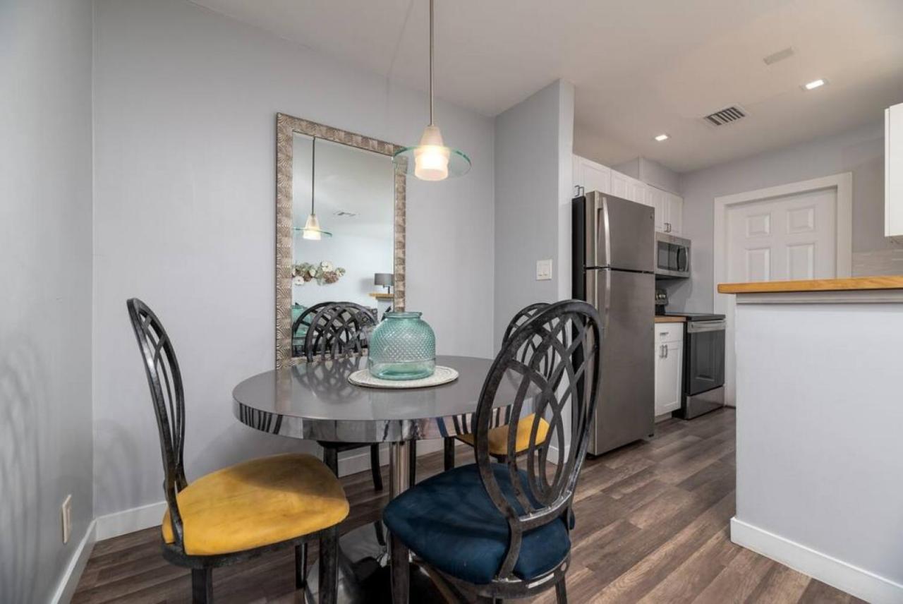 The Palms At Middle River Terrace 3 Apartment *