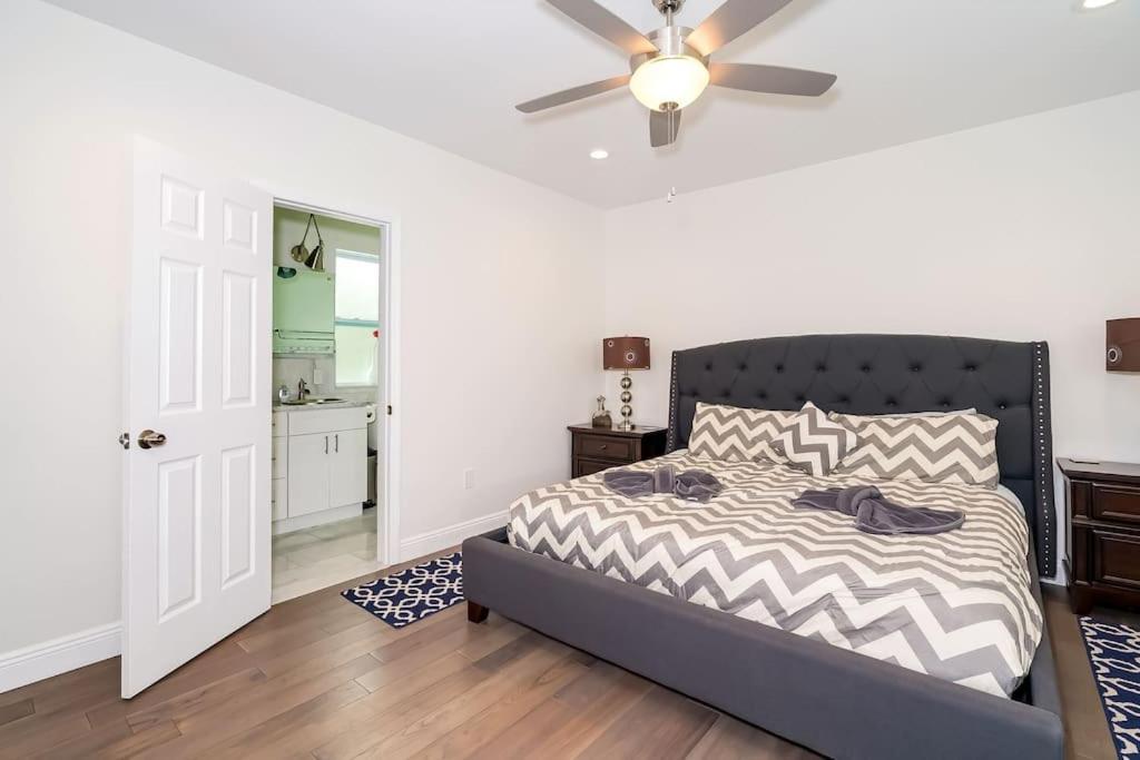Olas With Heated Salt Water Pool Villa Fort Lauderdale