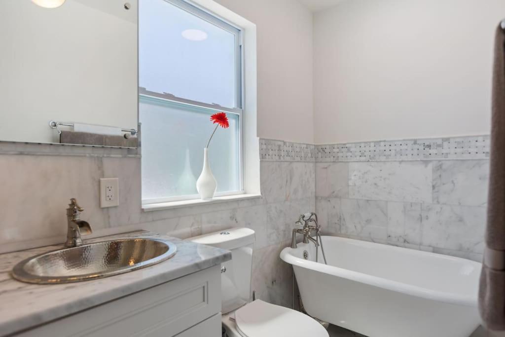 Olas With Heated Salt Water Pool * Fort Lauderdale