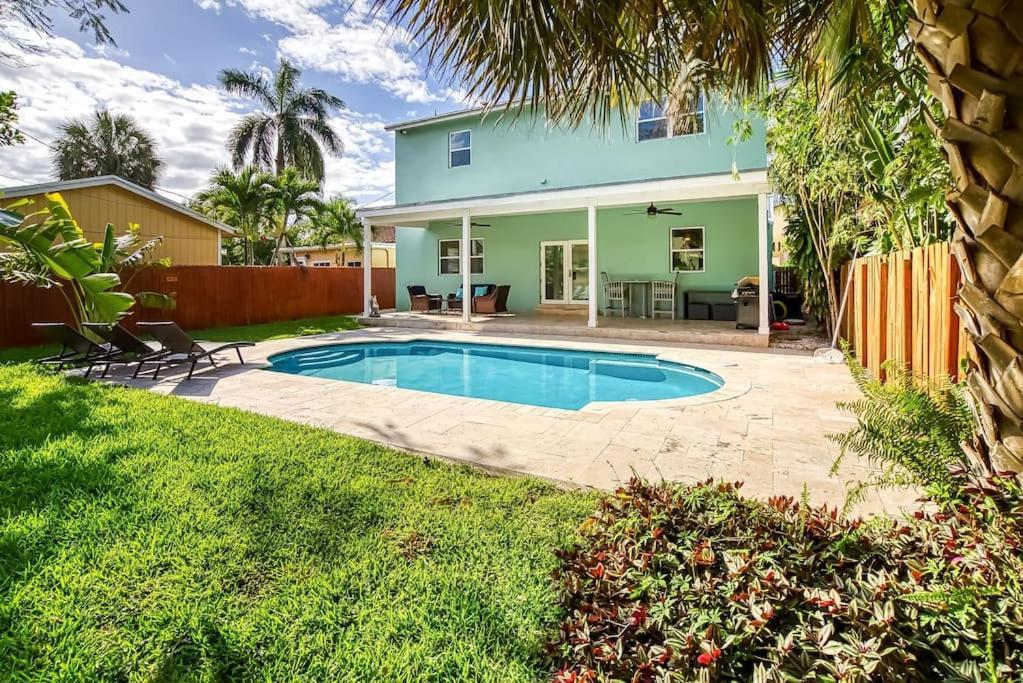 Olas With Heated Salt Water Pool Villa Fort Lauderdale