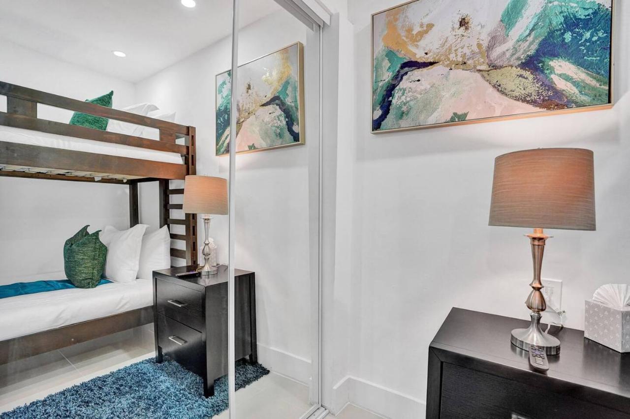 Holiday home Newly Renovated 3br W Hot Tub Fort Lauderdale