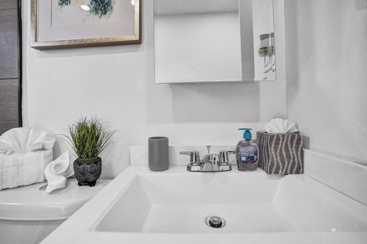 Newly Renovated 3br W Hot Tub * Fort Lauderdale