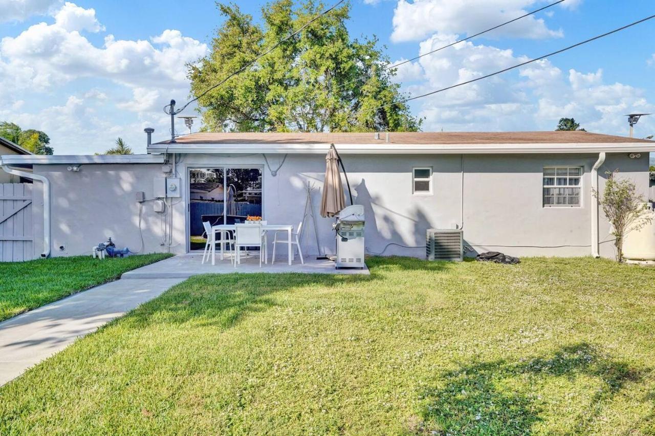 Holiday home Newly Renovated 3br W Hot Tub *