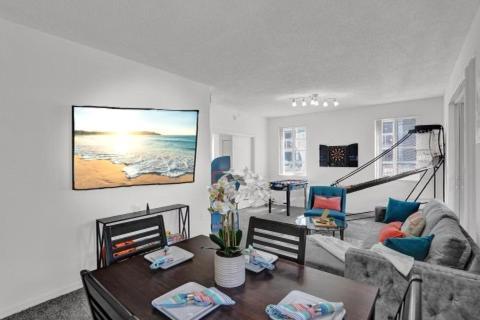 3b Waterside - Luxury & Fun - Near Beach, Airport Apartment