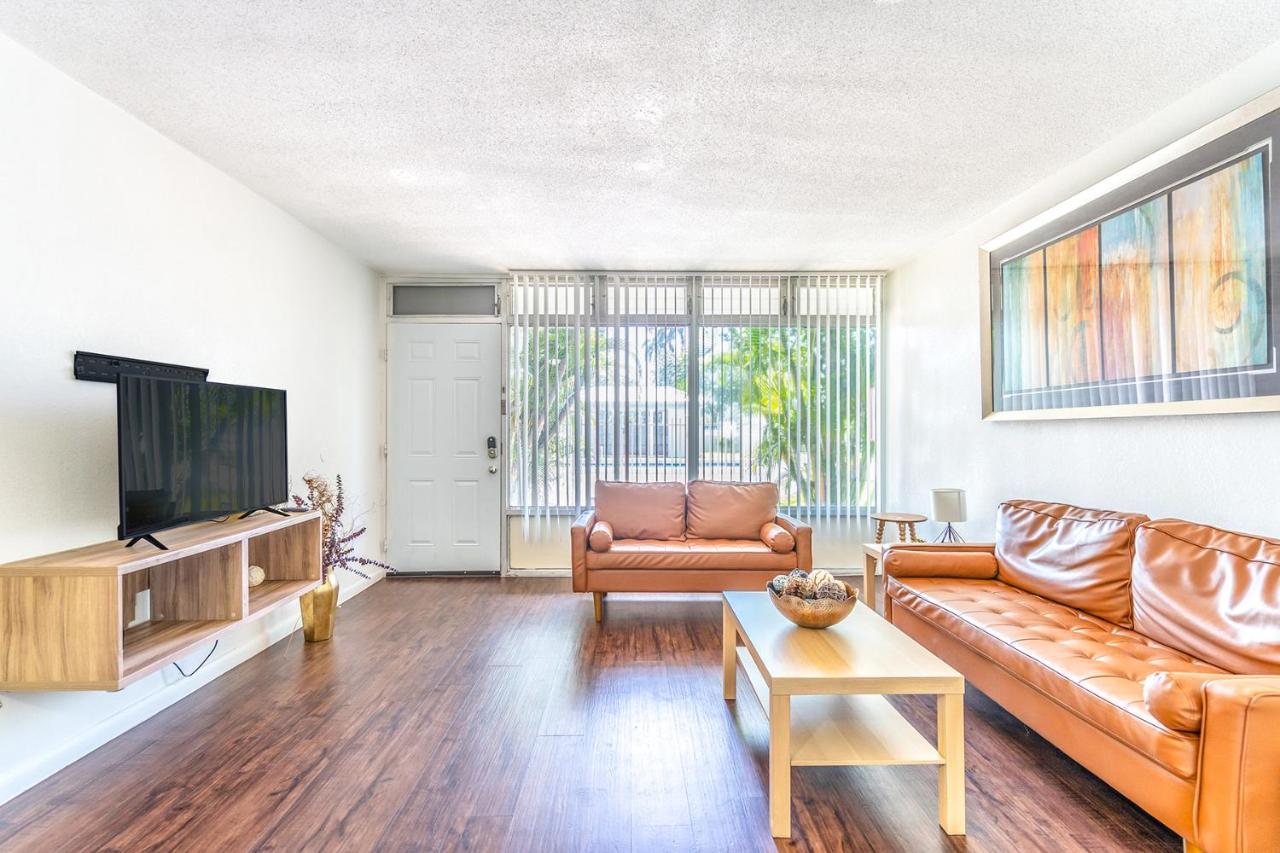 Stylish Apts In Oakland Park Near Ft Lauderdale *