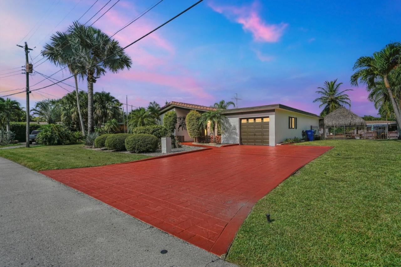 Crush's Waterfront Oasis With Private Pool Holiday home Fort Lauderdale