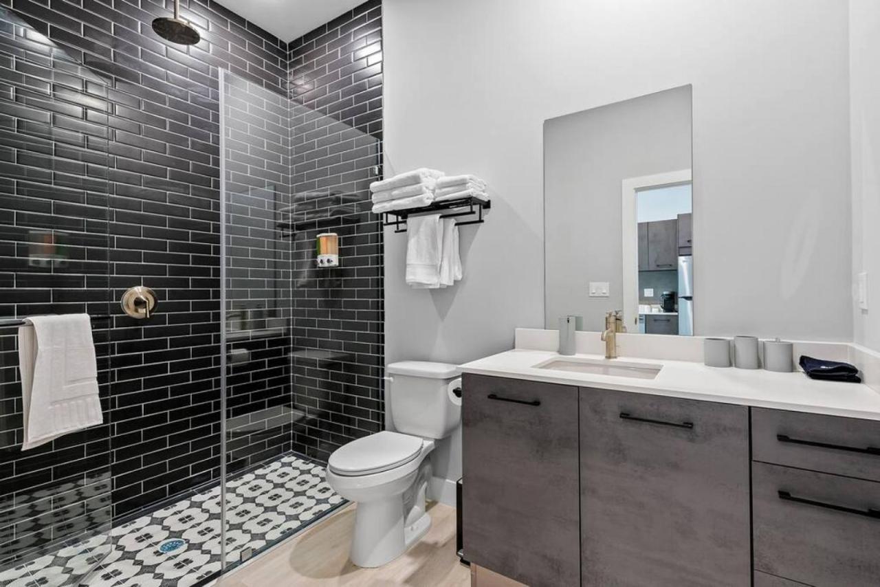 Apartment Pretty Rola 304 Luxury W King Bed Area Fort Lauderdale