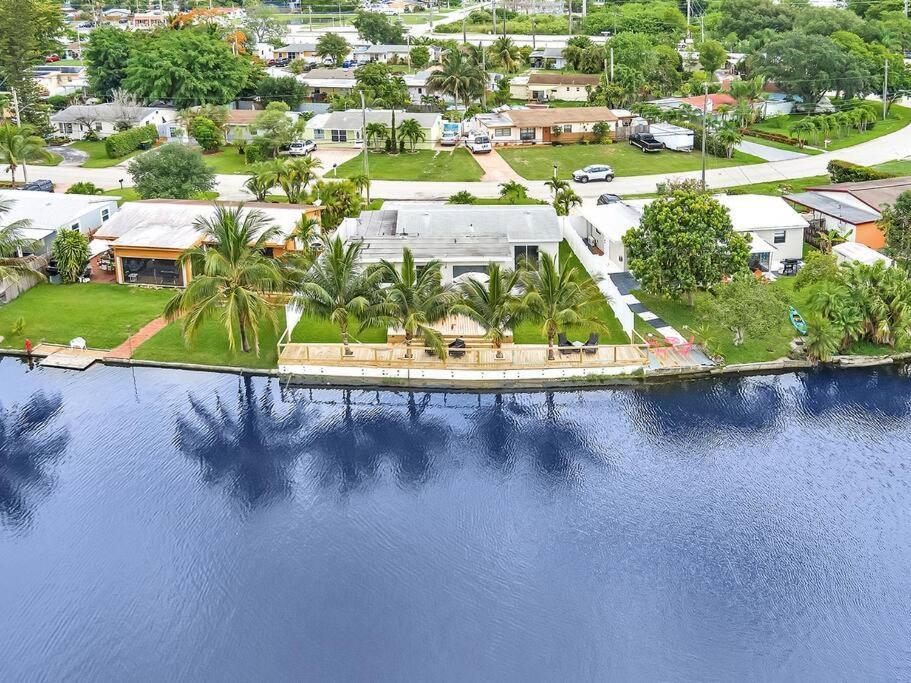 Holiday home 5-star Lakefront Oasis In Hollywood-hard Rock Casino Fort Lauderdale