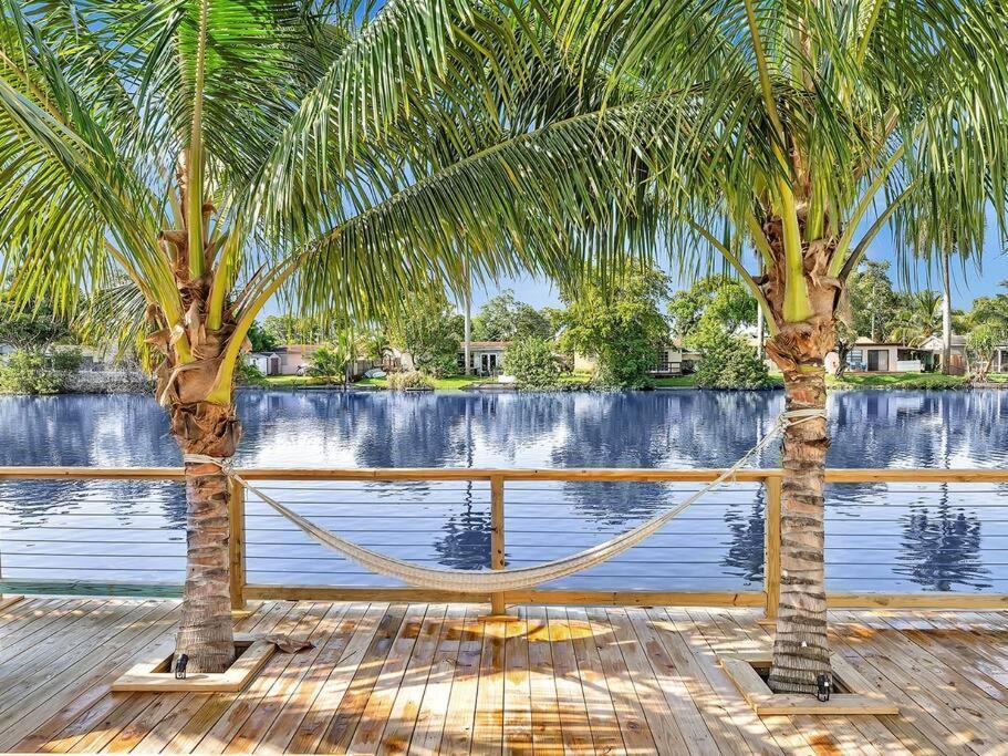 5-star Lakefront Oasis In Hollywood-hard Rock Casino Fort Lauderdale