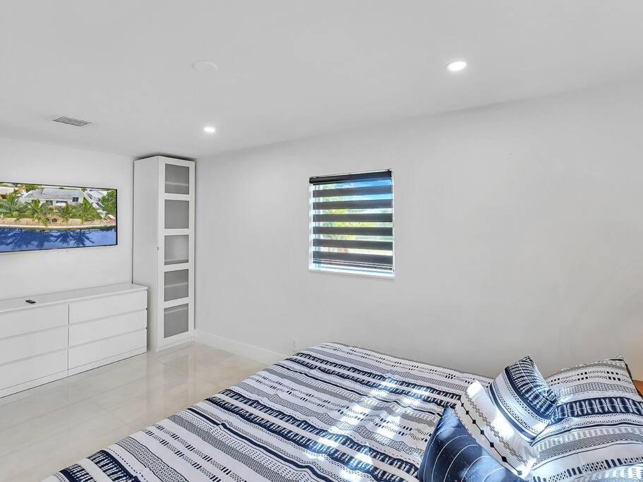 5-star Lakefront Oasis In Hollywood-hard Rock Casino Holiday home