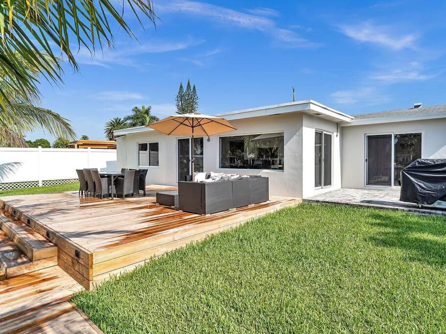 Holiday home 5-star Lakefront Oasis In Hollywood-hard Rock Casino Fort Lauderdale