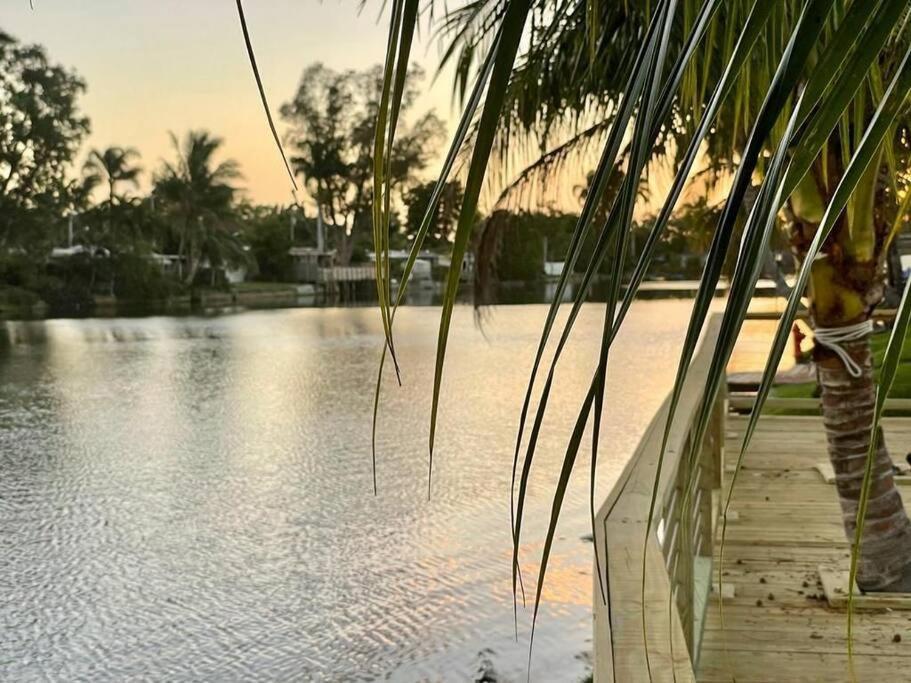 Holiday home 5-star Lakefront Oasis In Hollywood-hard Rock Casino Fort Lauderdale