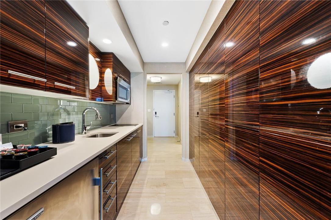 Luxury At Lauderdale * Fort Lauderdale