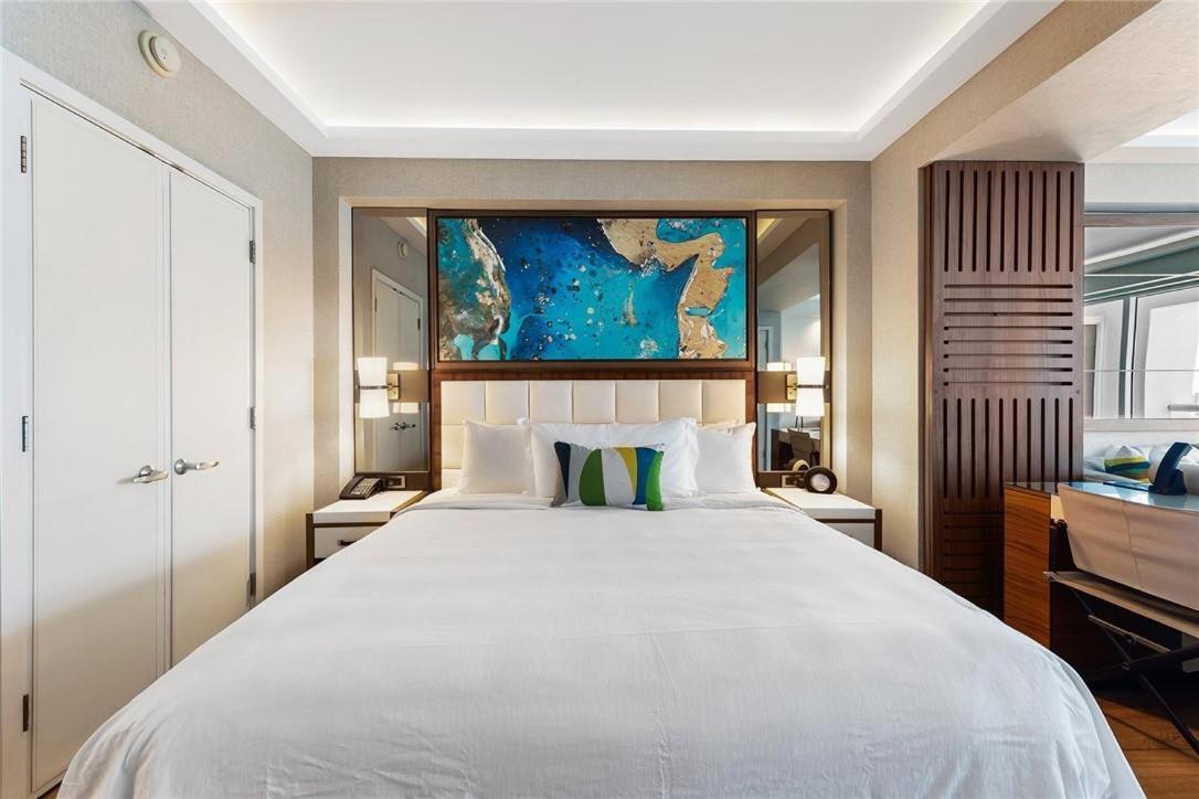 Luxury At Lauderdale Apartment