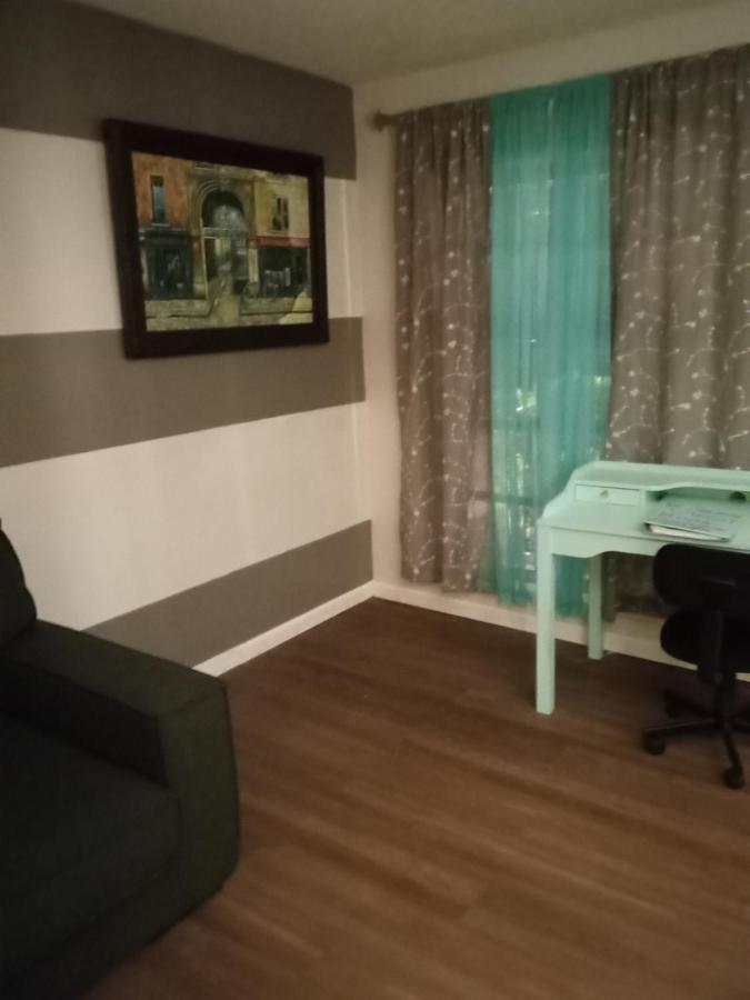 Kool Runnings Lauderdale Bed & Breakfast *