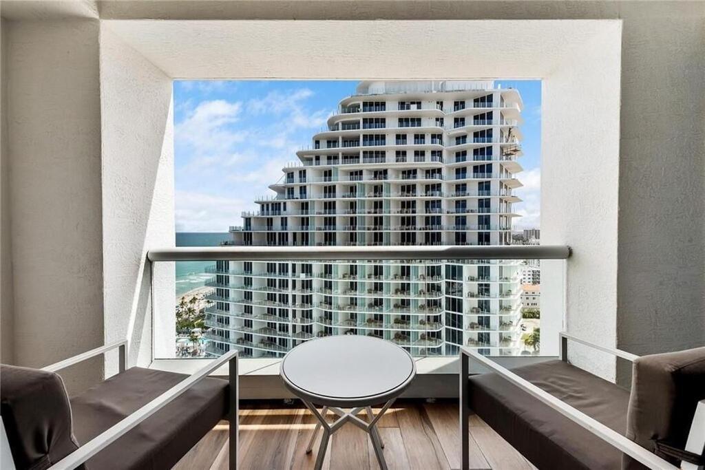Apartment Luxury At Lauderdale