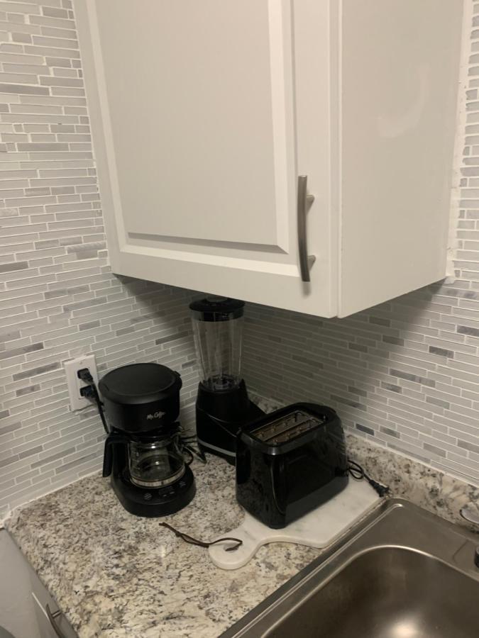 Quiet 2bedroom At Fl Apartment