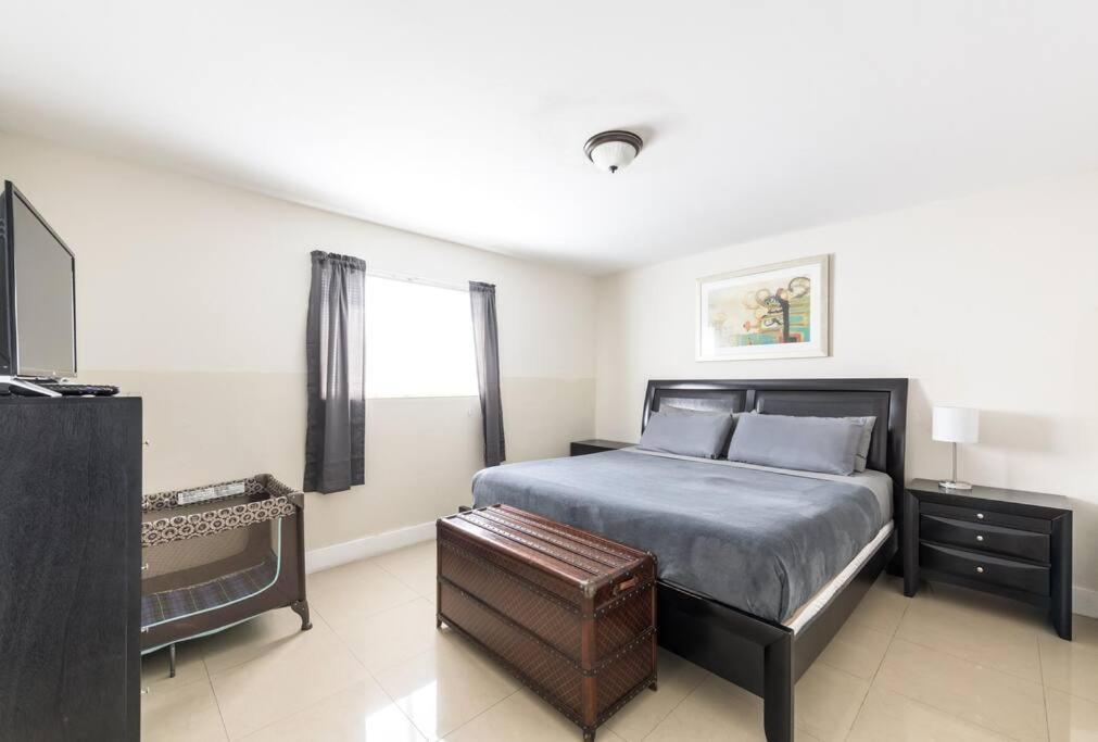 A1 - Endless Summer Vacation - Affordable Luxury Near Downtown * Fort Lauderdale