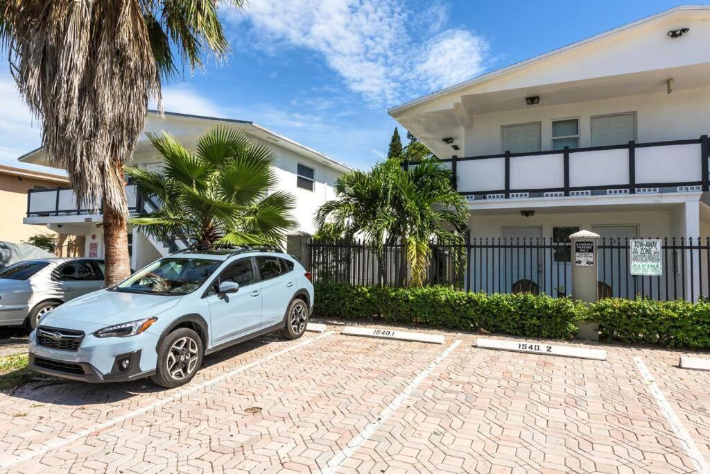 Apartment A1 - Endless Summer Vacation - Affordable Luxury Near Downtown Fort Lauderdale