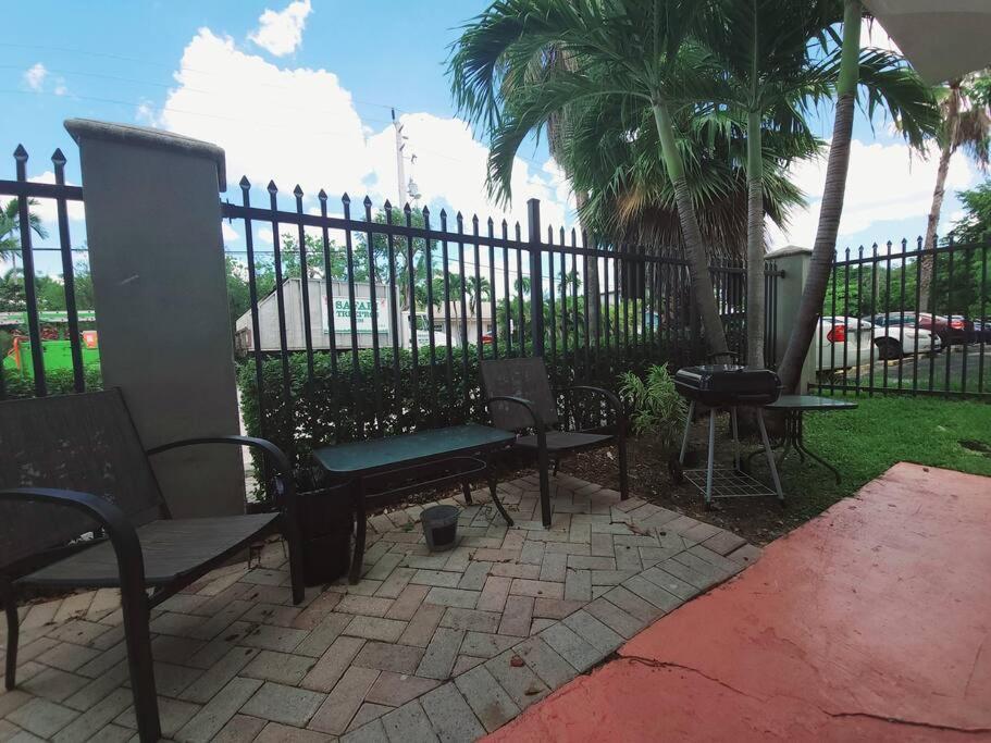 A1 - Endless Summer Vacation - Affordable Luxury Near Downtown Fort Lauderdale