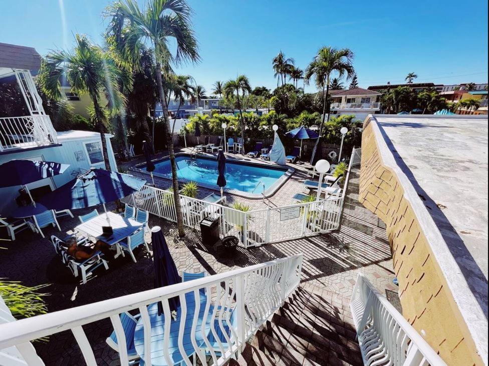 Great Escape By Lowkl Fort Lauderdale