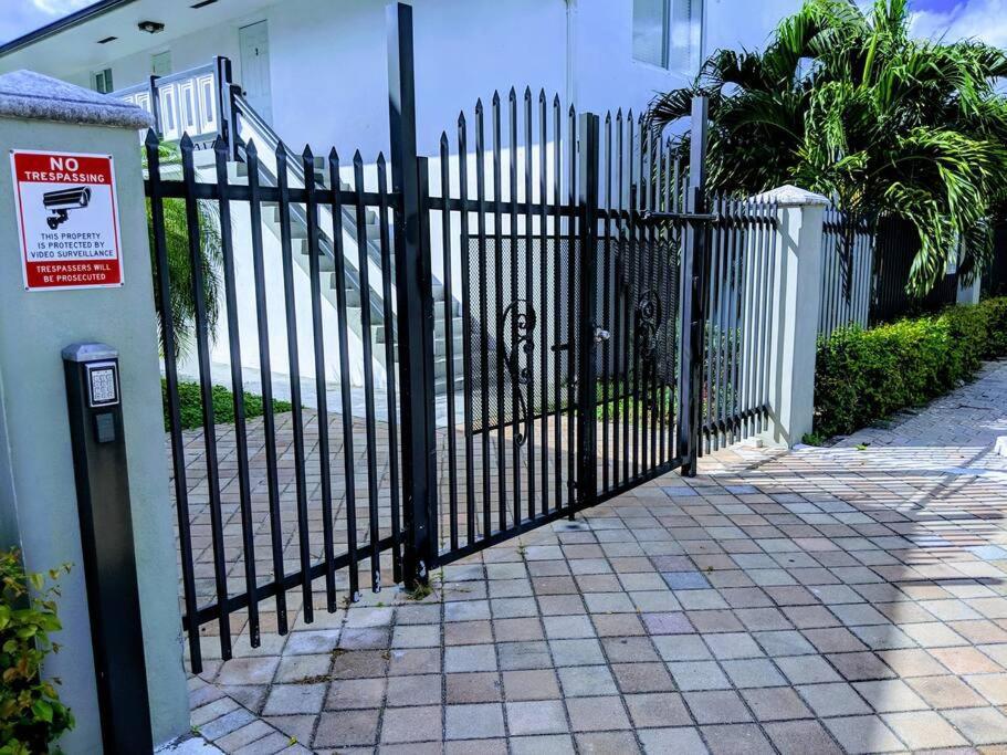 A2 - Endless Summer Vacation - 3 Bedroom Close To Casino *