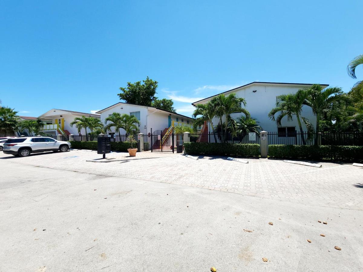 Apartment A4 - Endless Summer - Downtown Near Park, Ports, And Beach Fort Lauderdale