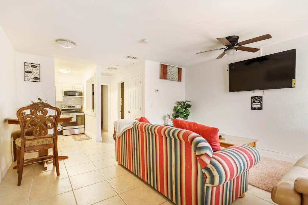 Apartment Cheerful 1-bedroom 1bath At Lauderdale Fl Fort Lauderdale
