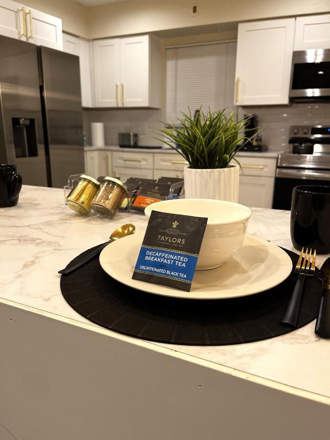 Villa Luxury 5bed Family/friends Gateway. 10min To *