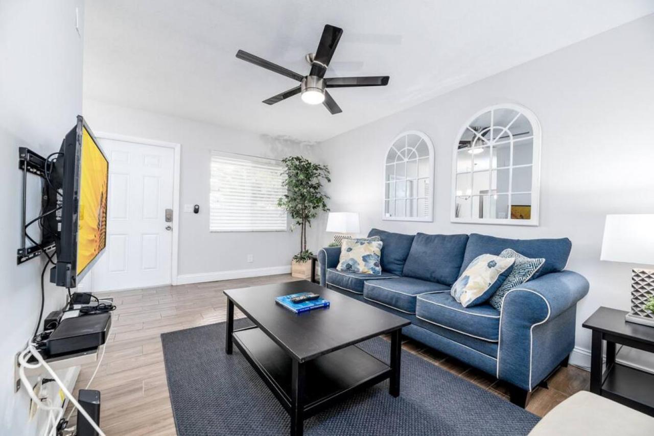 The 3 - Wilton Manors Apartment