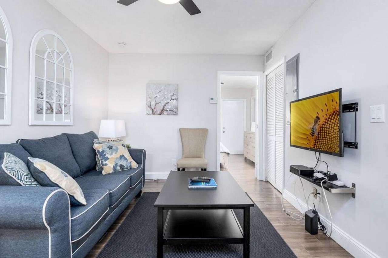 Apartment The 3 - Wilton Manors