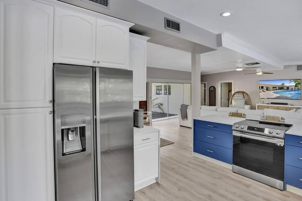 Brand New! Heated Pool, Golf Cart, Next To