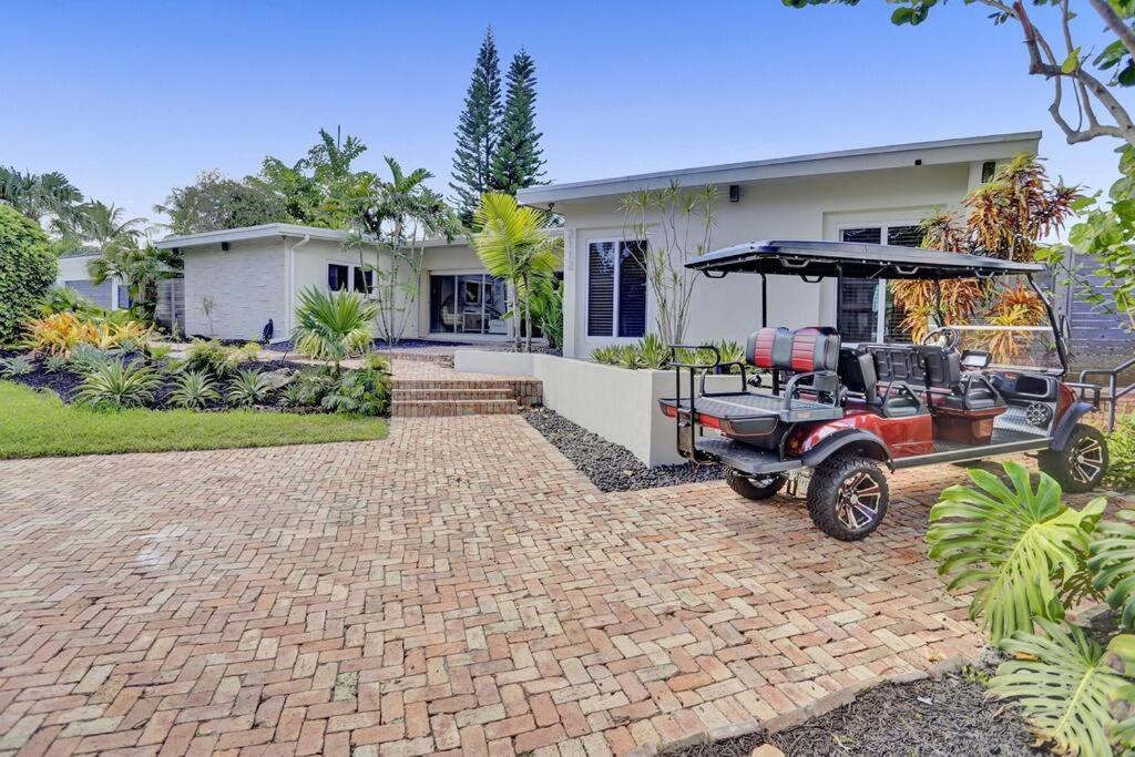 Brand New! Heated Pool, Golf Cart, Next To Holiday home *