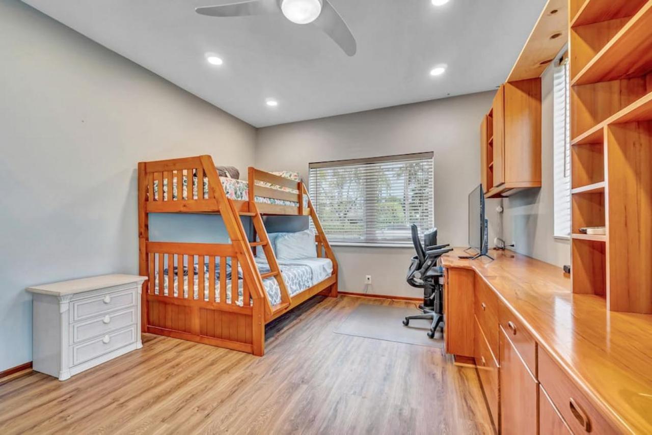 Holiday home Casa Flamingo Intracoastal Front With Heated Pool A And 75 Ft Dock *