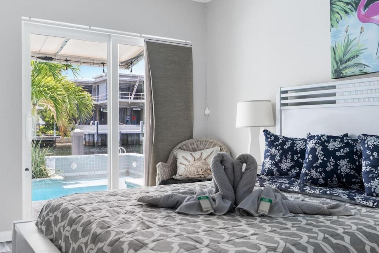 Casa Flamingo Intracoastal Front With Heated Pool A And 75 Ft Dock Holiday home