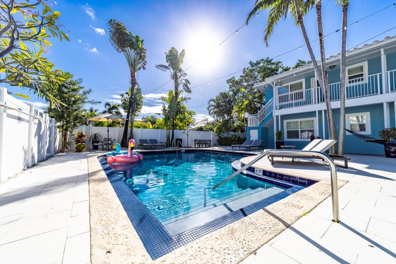 The Blue Parrot Apartment *