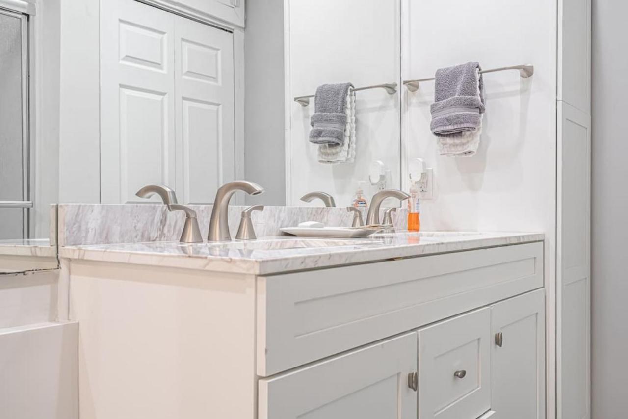 Casa Flamingo Intracoastal Front With Heated Pool A And 75 Ft Dock *