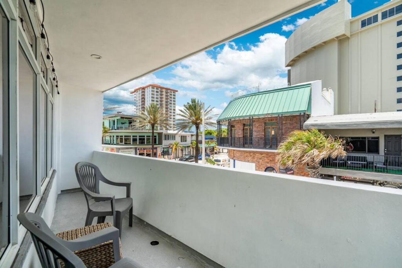 Beachfront Bloos 2 Units Ocean View Balcony Units 4 And 5 Holiday home