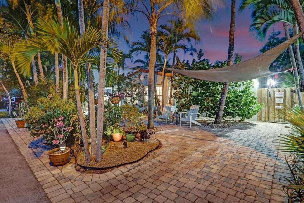 Chic Victoria Park With Heated Pool And Holiday home Fort Lauderdale