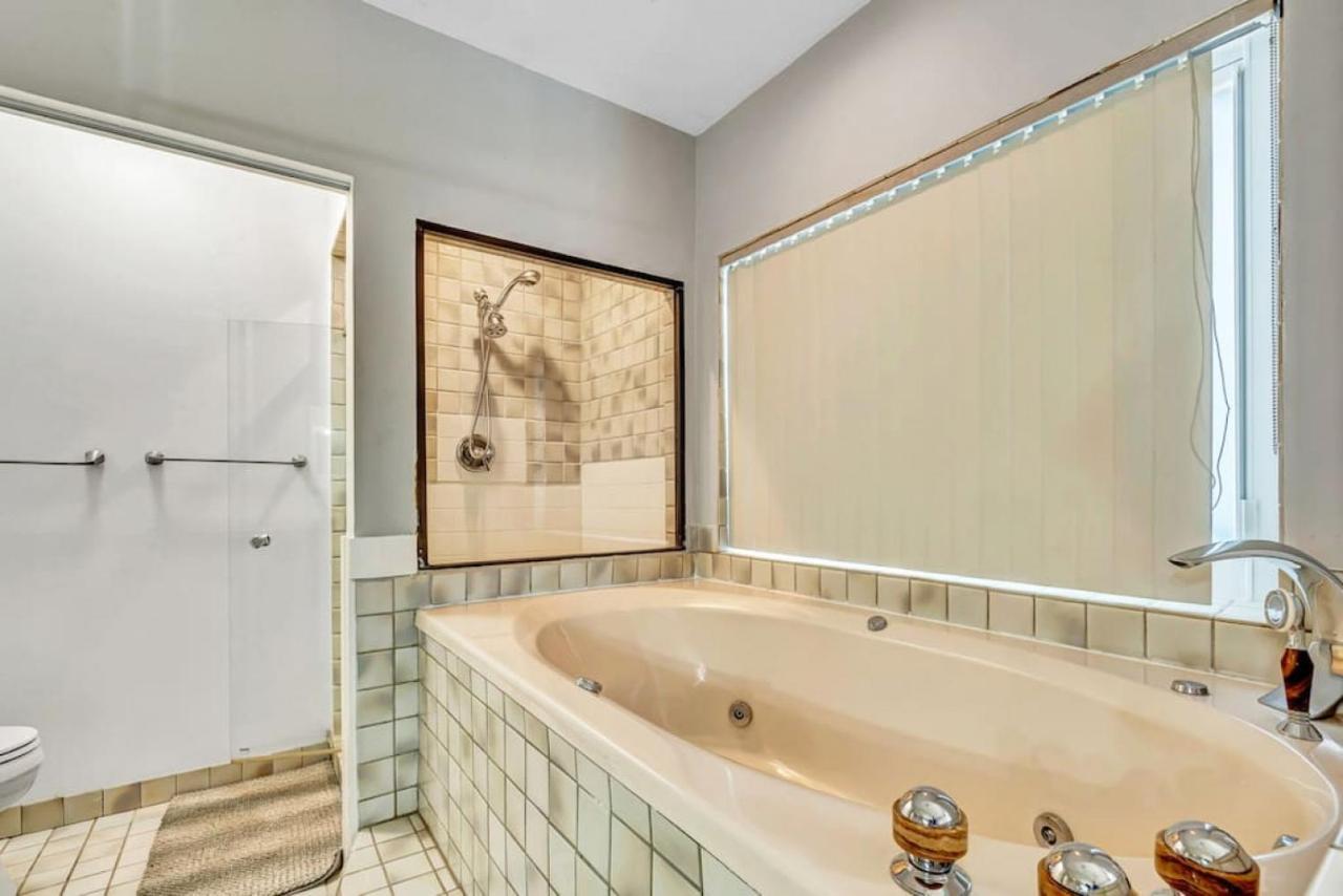 Casa Flamingo Intracoastal Front With Heated Pool A And 75 Ft Dock *