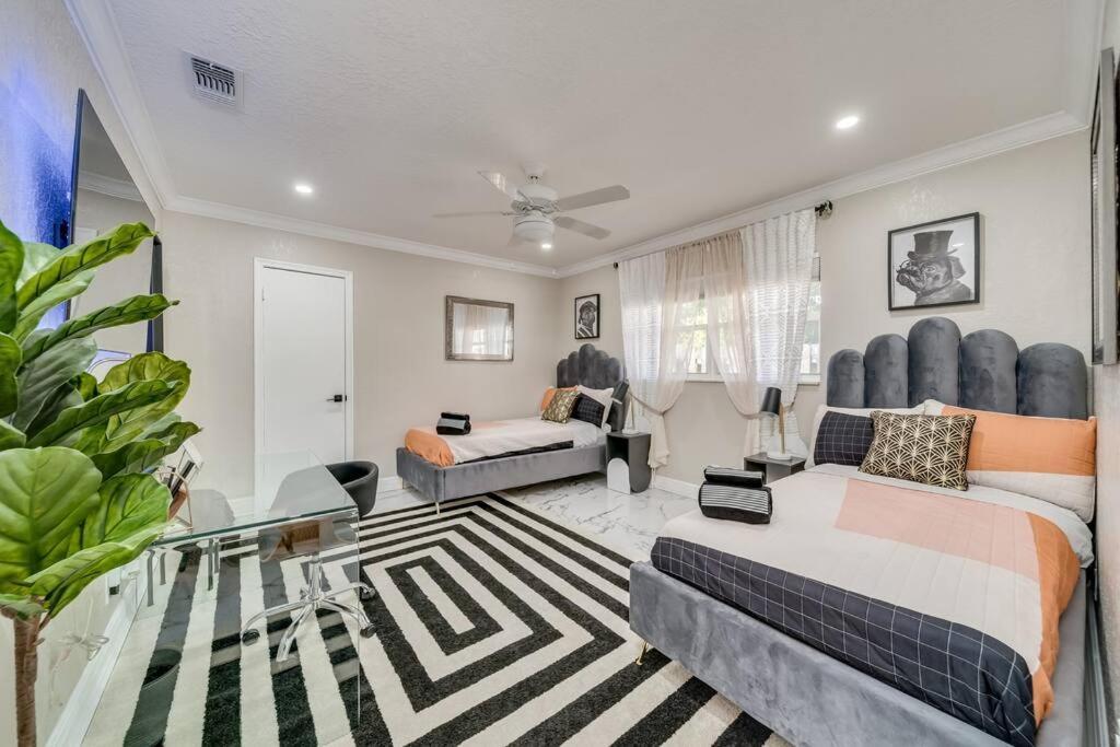 Modern 10 Minutes From Beach! Apartment Fort Lauderdale