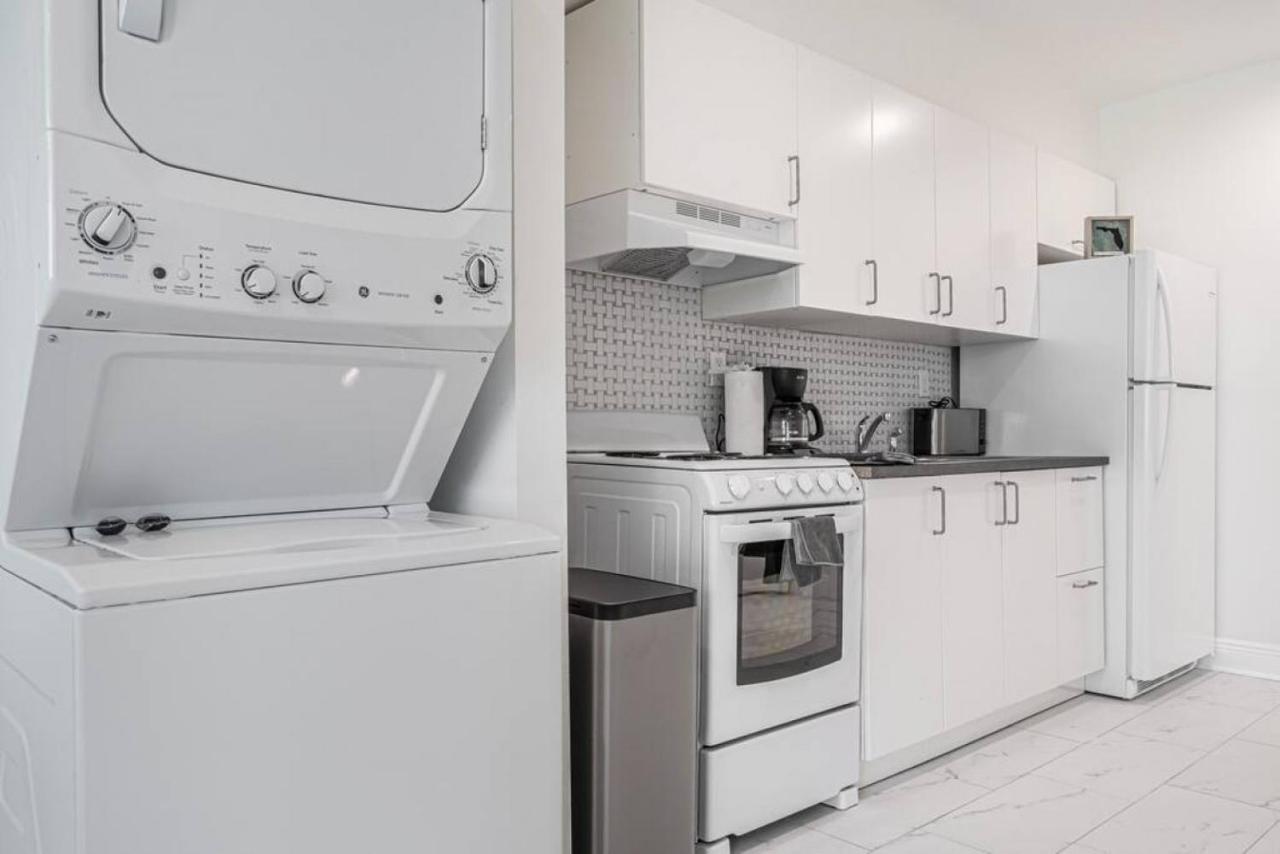 The Purple Pelican Beachfront With Ocean Balcony Unit 1 Holiday home Fort Lauderdale